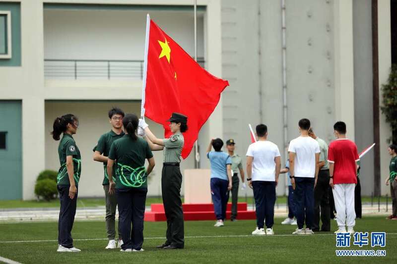 驻澳门部队与澳门特区政府联合举办国旗手培训日营