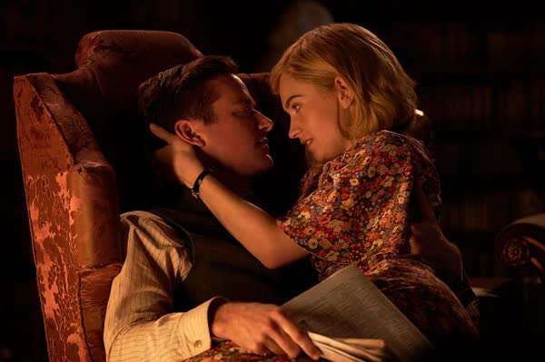 的新的或更多的解读,在这部八十年后的新版《蝴蝶梦》上并没有发生