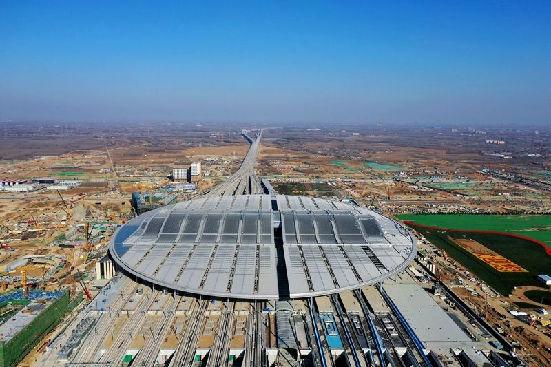 及辐射全国的重要门户位置,是新区率先打造的站城一体化综合交通枢纽