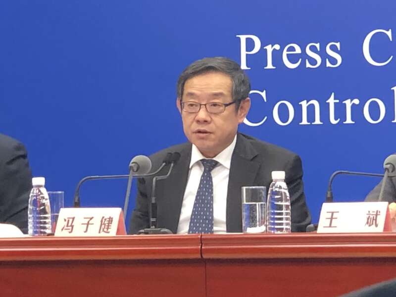 联控机制召开的新闻发布会上,中国疾控中心副主任冯子健提醒广大群众
