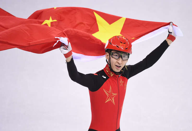 这是2018年2月22日,在平昌冬奥会短道速滑男子500米决赛中,中国选手