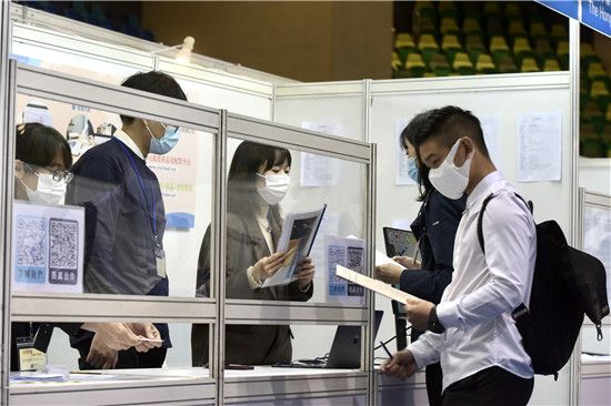 香港舉辦青年招聘會 提供逾800個大灣區職位空缺