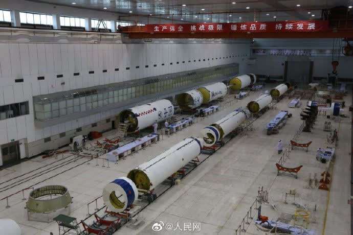 打卡中国火箭基地 带你看火箭是怎么组装的