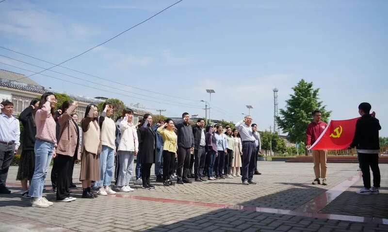 西南财经大学师生开展党史学习教育"社会大课堂"劳动实践系列活动