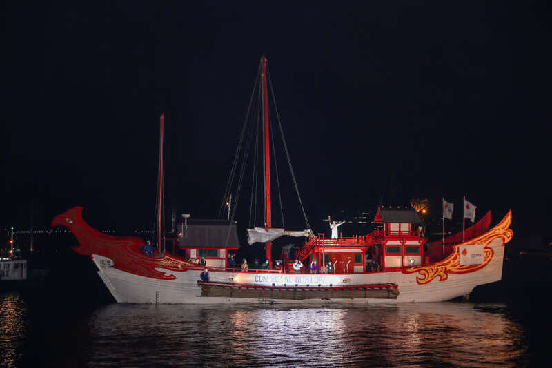 东京奥运火炬在长崎用遣唐使船传递