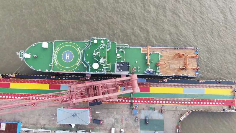 2019年10月在江南造船开工建造,2020年8月命名下水,2021年6月顺利完成