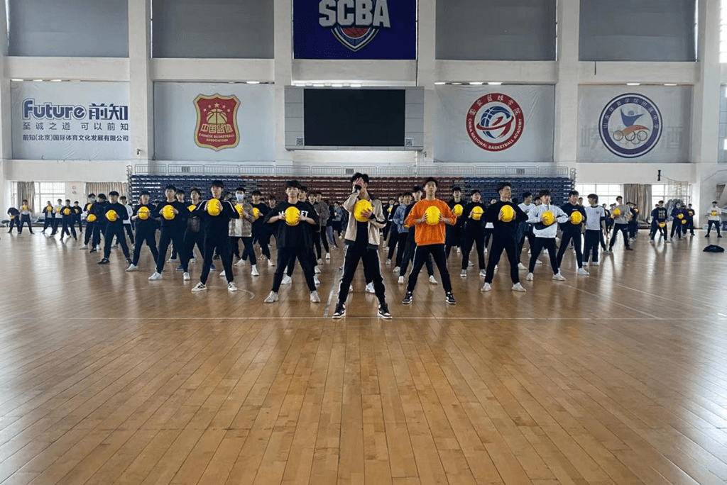 揭秘伟大征程演出中有这样一群街舞青年