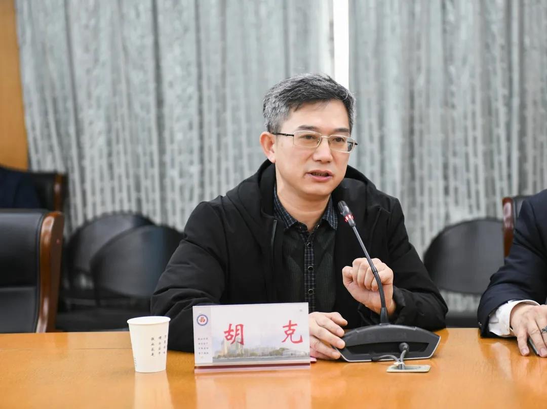 这位中国医生必须赞