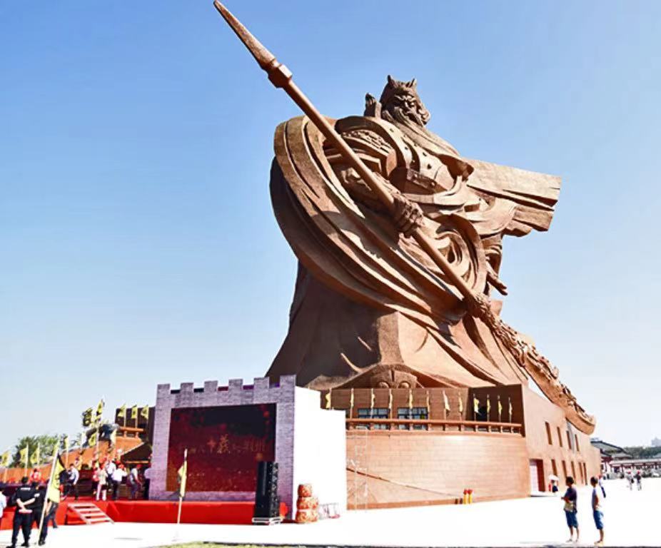 湖北荆州关羽大雕像图片