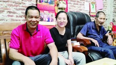 "我家已经脱贫奔小康,日子会越过越红火"
