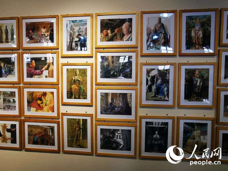 馆内展出的部分作品。人民网记者 赵光霞摄