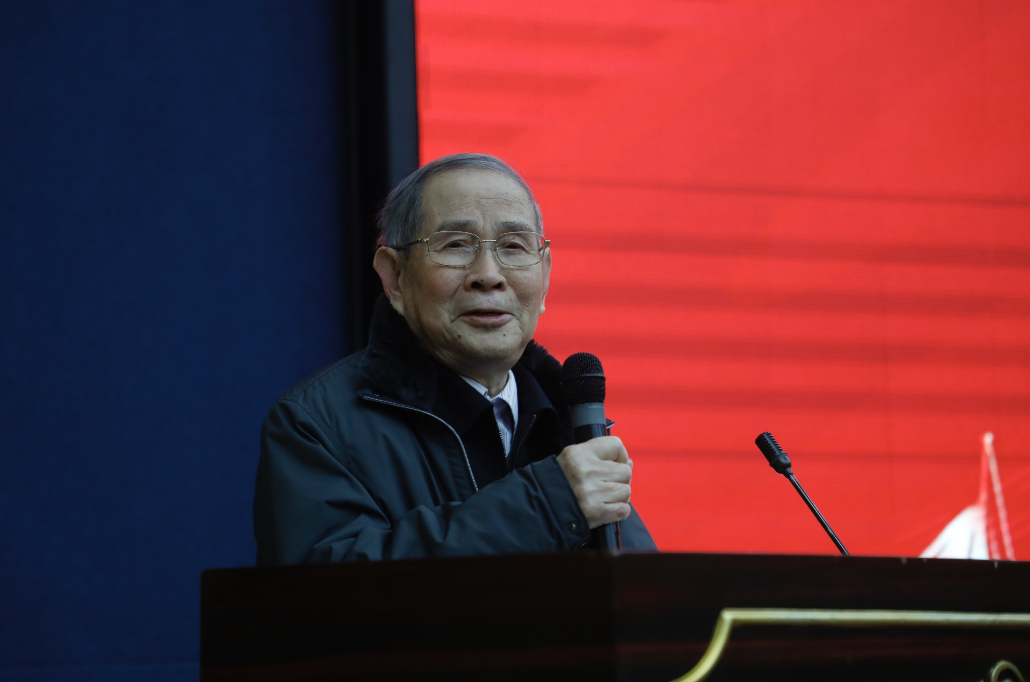 准"90后"院士手绘图刷屏!背后的"最强吃冰激淋天团"火了