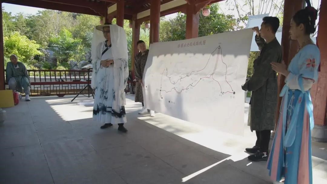 广西南宁铁路青年联合银行青年开展团建活动