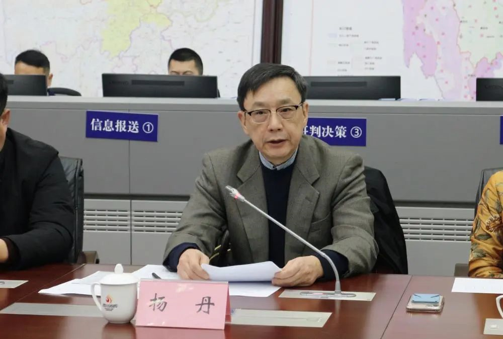 农有良简要回顾了省消防总队的发展历程,他指出,省消防总队一直以来