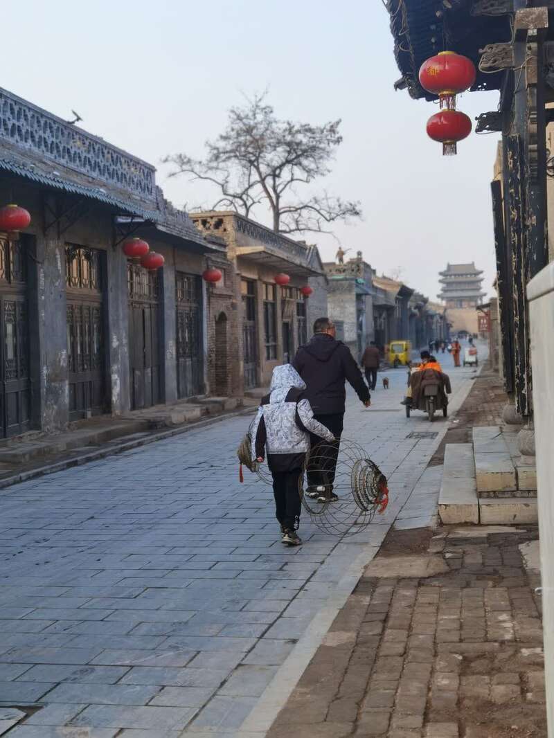 烟火平遥——透视中国古城保护与发展的样本