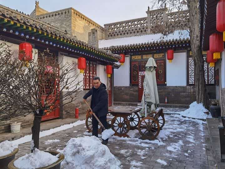 烟火平遥——透视中国古城保护与发展的样本