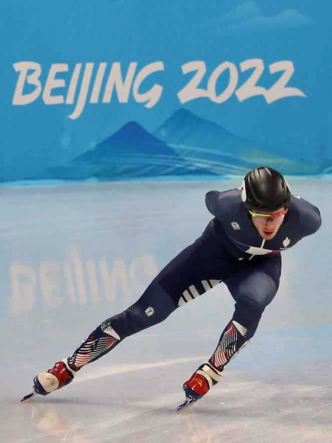 运动员在首都体育馆训练 光明日报记者郭红松/摄随着2022北京冬奥会