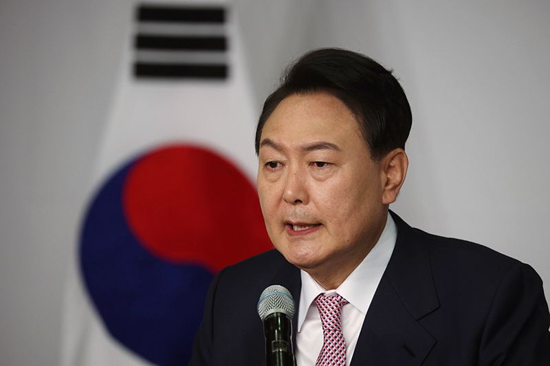 韩国当选总统李昕岳图片