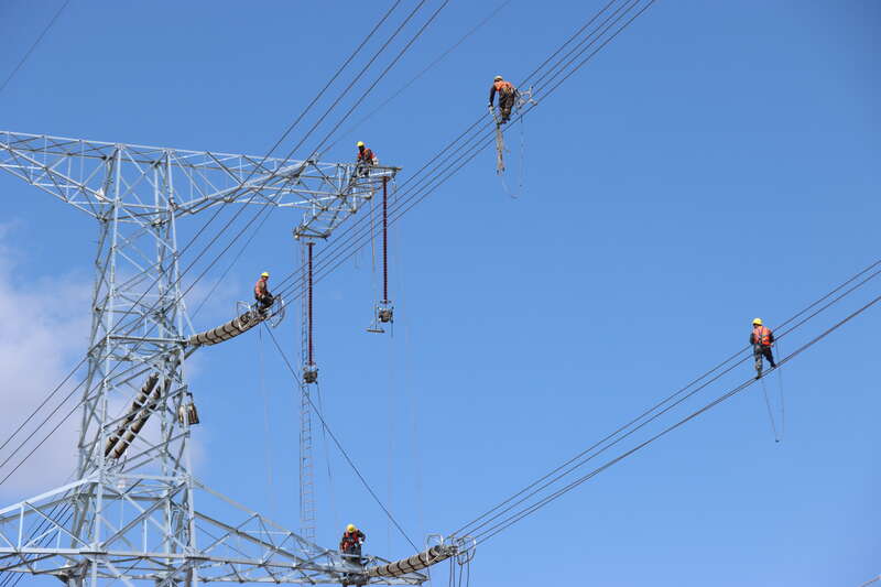 包銀高鐵首條500千伏超高壓電力線路遷改完成