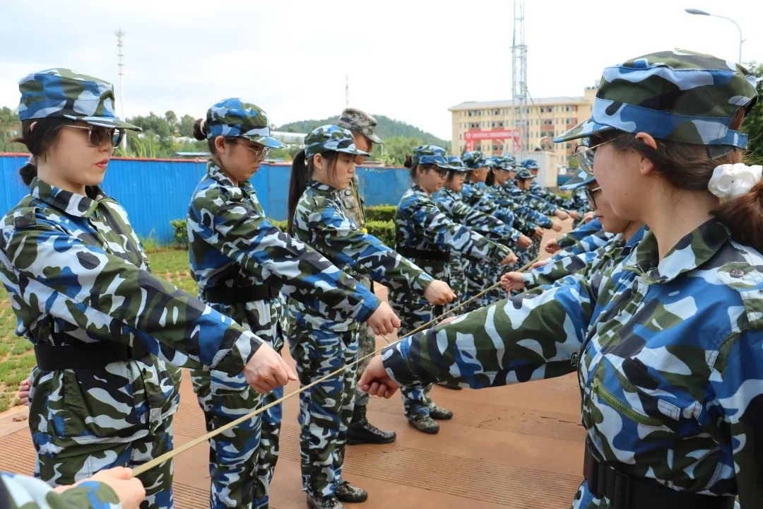 军训日记军姿飒爽青春AG旗舰厅飞扬(图11)