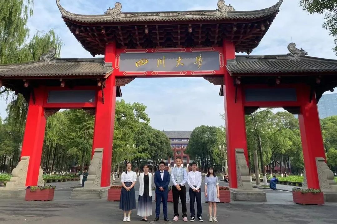 羡慕了和而不同的川大好闺蜜