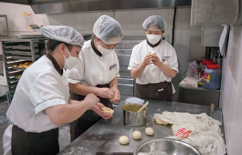 北大大学食堂图片