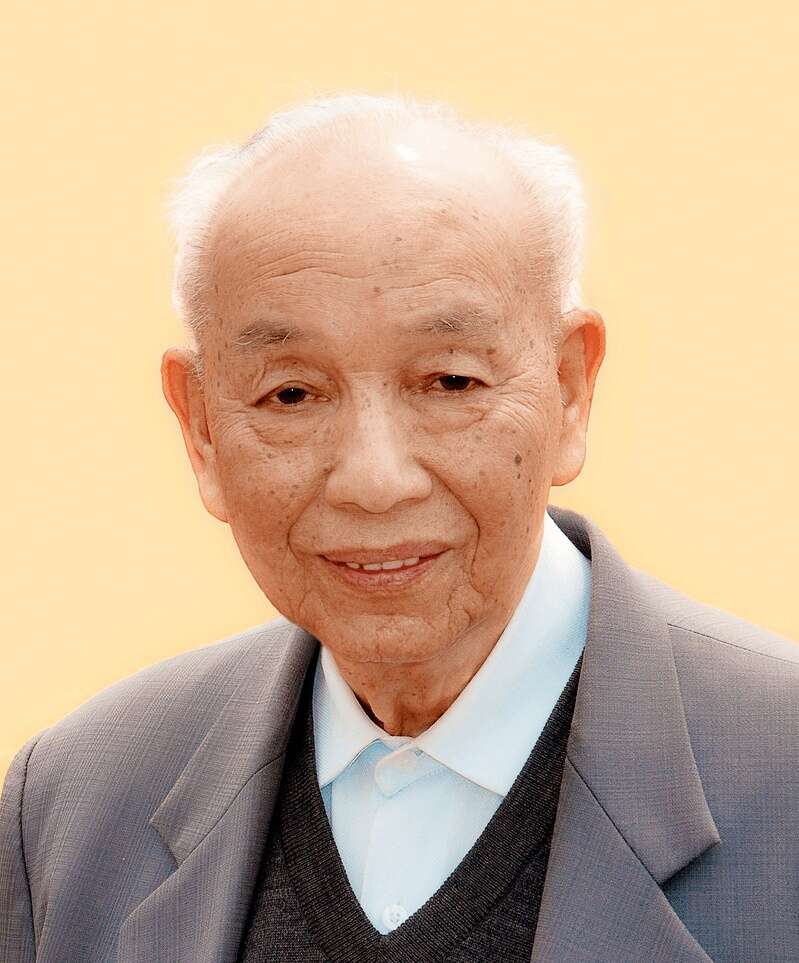 著名高等教育学家、厦大百岁教授潘懋元