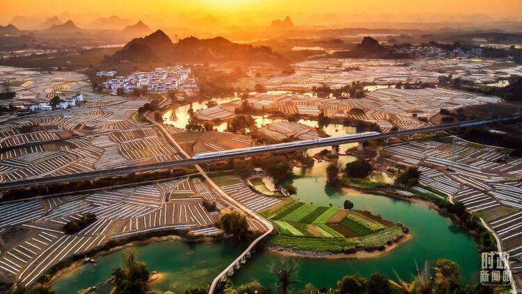 时政新闻眼丨第10次开讲“新年第一课”,习近平深刻阐述“中国式现代化”