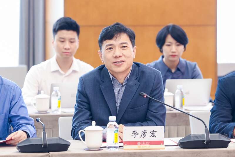 上海交通大学与百度集团签署战略合作协议