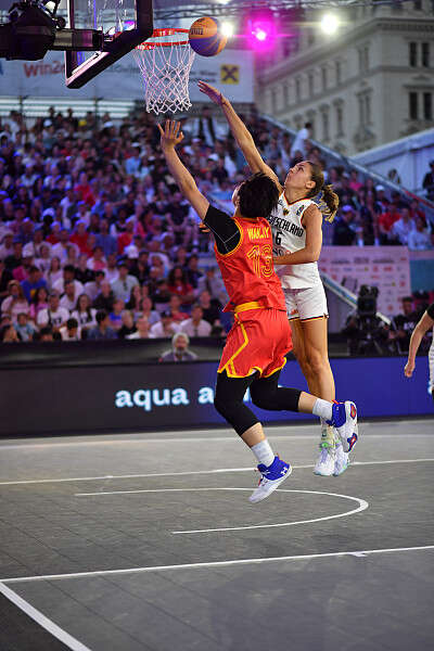 中国女篮晋级三人篮球世界杯四强