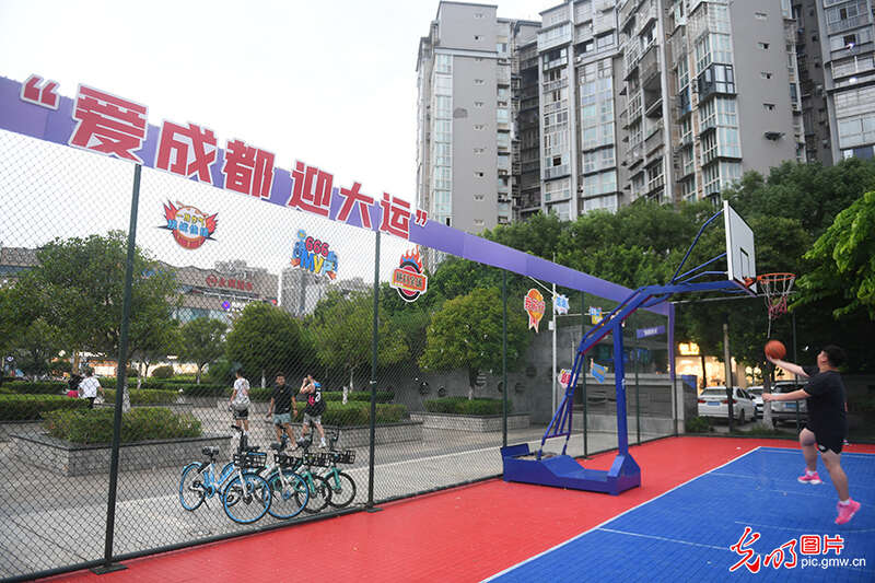 四川简阳大运会氛围浓厚