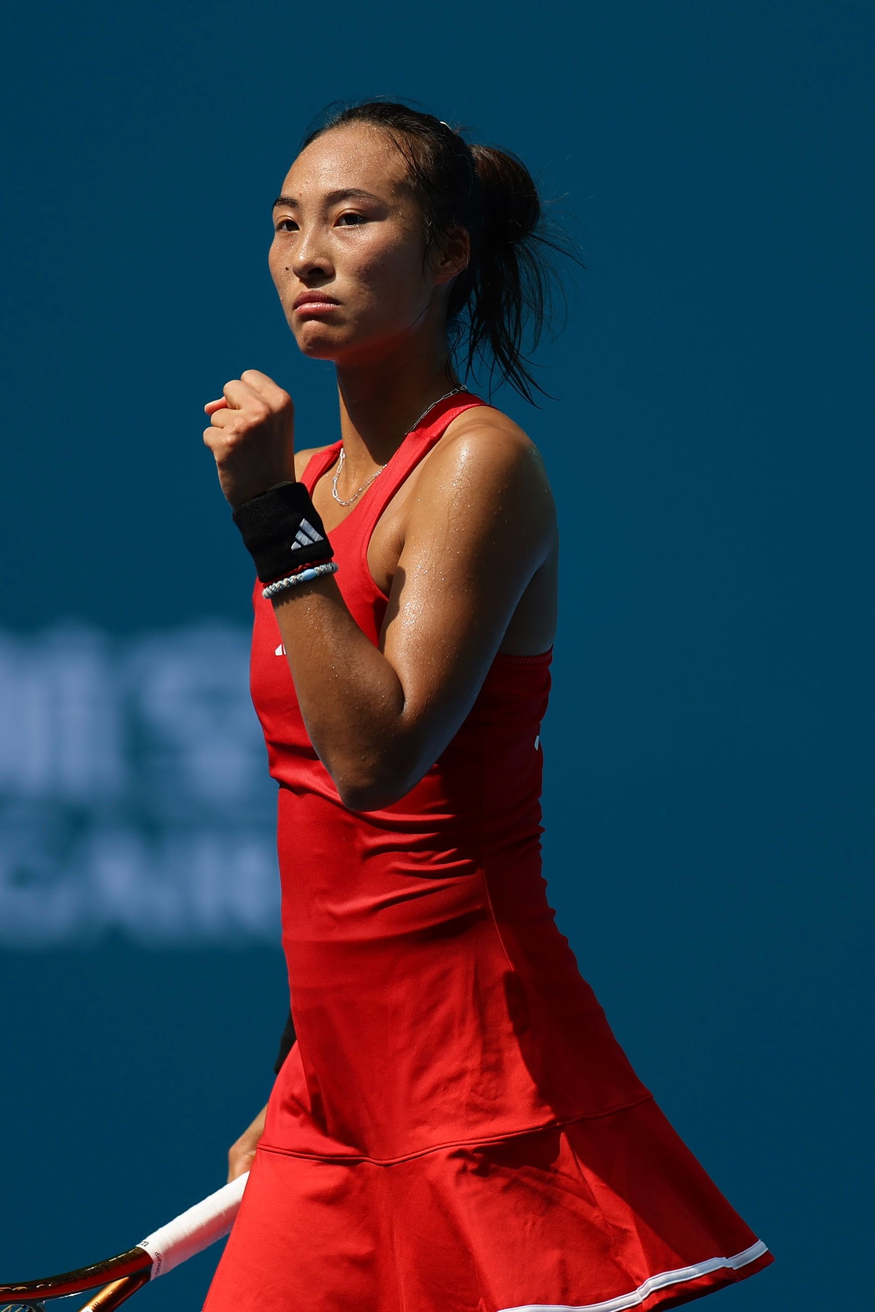 杭州亚运会9月29日中午结束了网球女子单打金牌的争夺,在这场中国