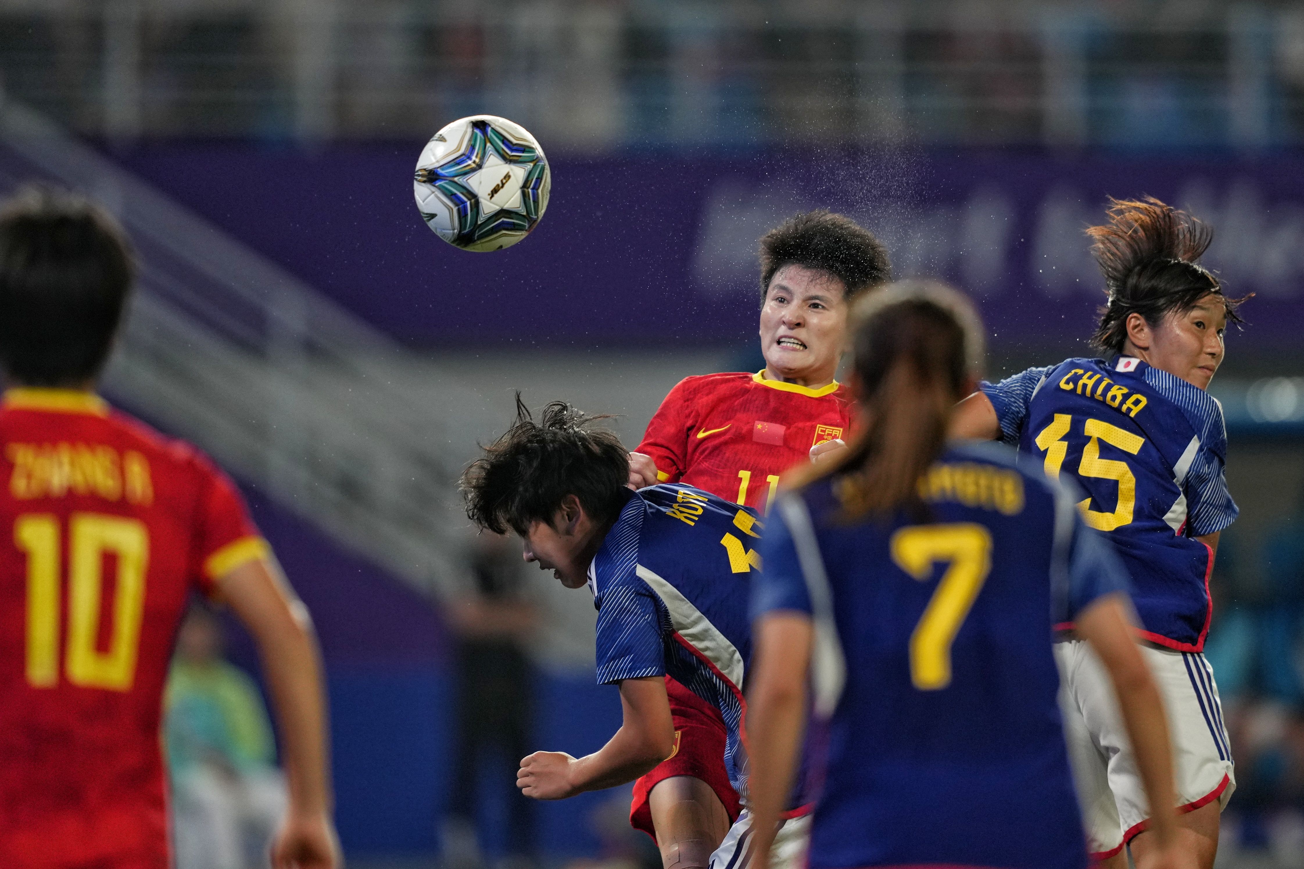 3:4惜败日本队 中国女足进入铜牌争夺战_新闻频道_中国青年网
