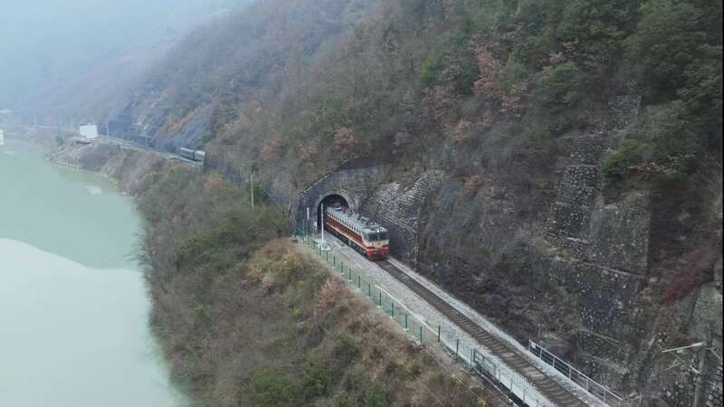 公益慢火车相约高潭子