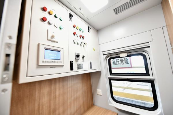 “高原版”復(fù)興號動車組首次落戶成都