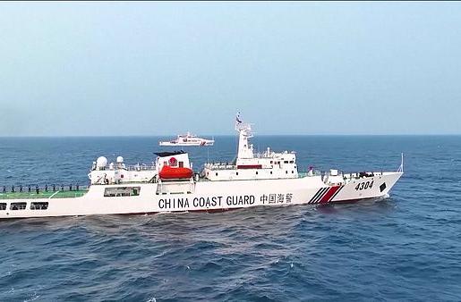 中国海警依法驱离日非法进入我钓鱼岛领海船只钓鱼岛及其附属岛屿是中国