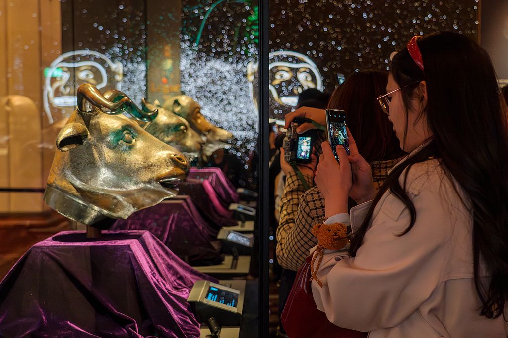 澳门：国宝级文物圆明园兽首真品握续展出