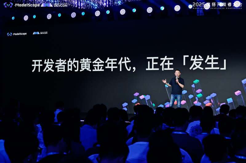 周源：AI改变世界人与人连接永远重要知乎ceo周源