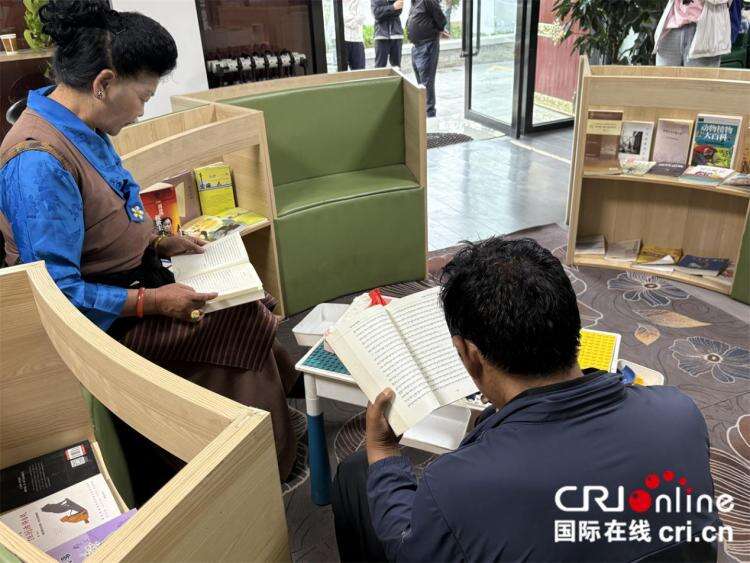 辉煌60年我们的家园丨民族团结心连心 共享美丽幸福西藏_fororder_图片5